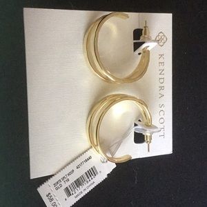 Zortie Split Hoop Earring in Gold